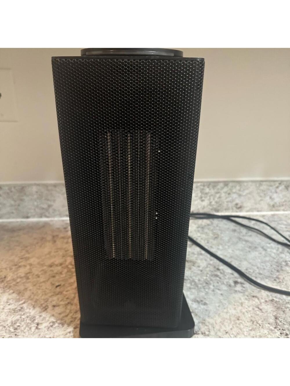 Ceramic Tower Space Heater - Model DH-QN12